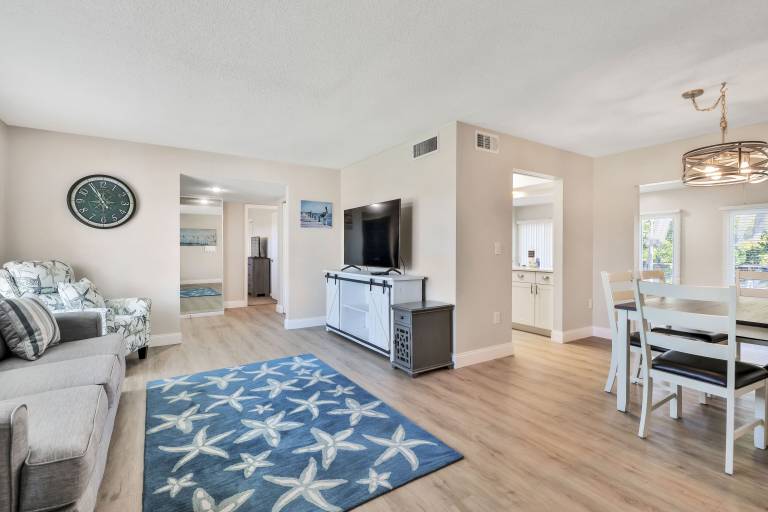 House Warm Mineral Springs
