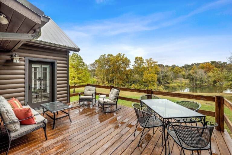 Cabin Eureka Springs