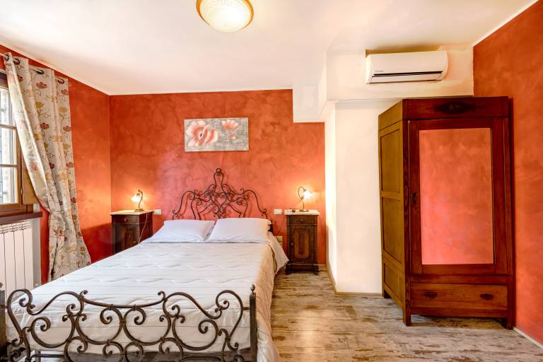 Family-oriented lovely villa with yard, private pool & terrace | Pet-friendly — photo 4