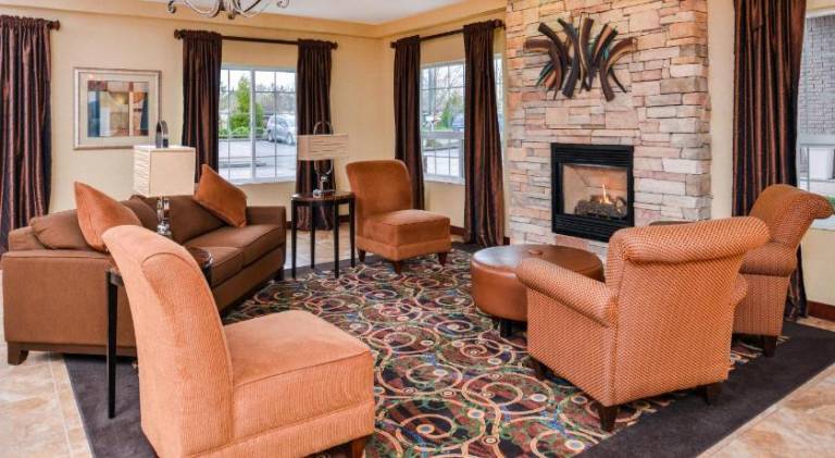 Holiday Inn Express Hotel & Suites Portland - Jantzen Beach By IHG — photo 3