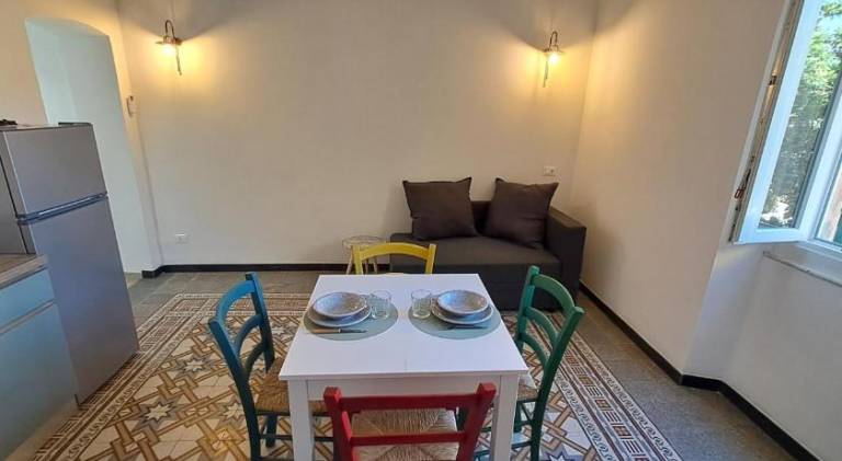 Apartment with garden — photo 5