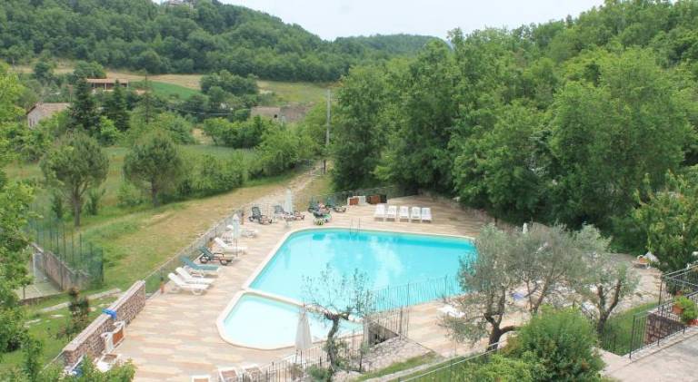 Beautiful house with yard & pool | Pets allowed — photo 5
