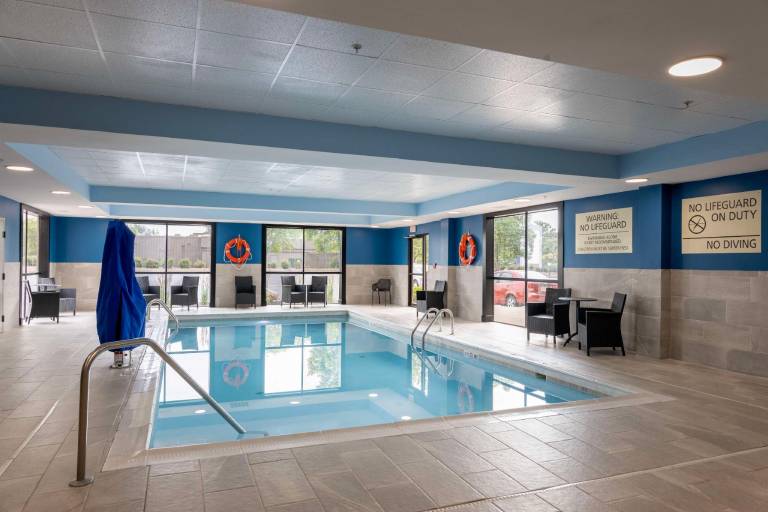 Hampton Inn Springfield — photo 5