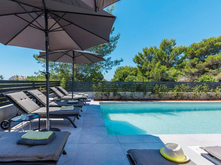 House with sauna, hot tub & grill | Sea view — photo 5