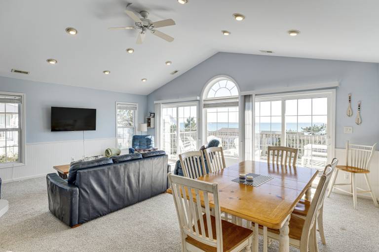 House Emerald Isle