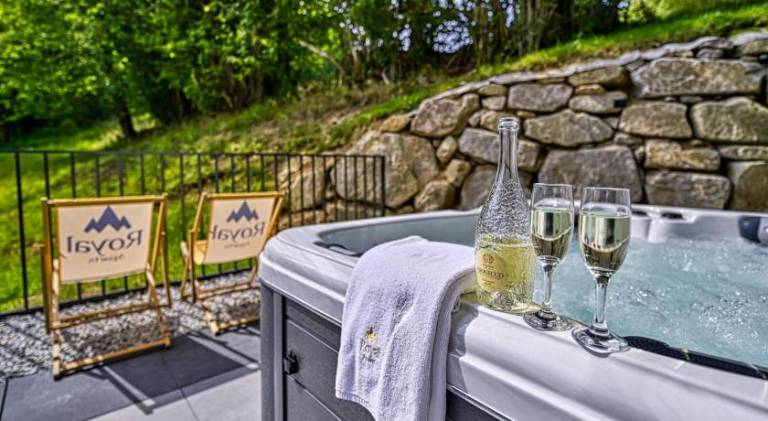 Apartament z prywatnym Jacuzzi Orlik VIP Residence - blisko wyciagu i Wang by Royal Aparts — photo 5