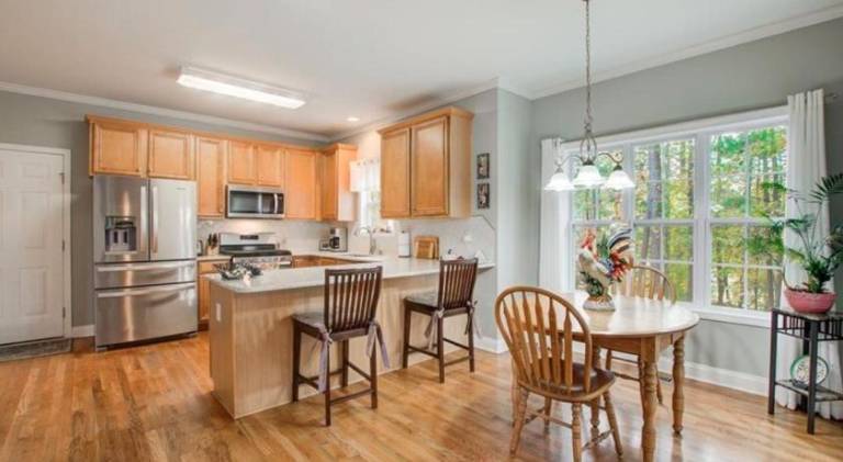 Lovely villa with pool & jacuzzi | Pets are welcome — photo 2