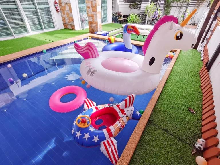 House with pool & barbeque in Hua Hin