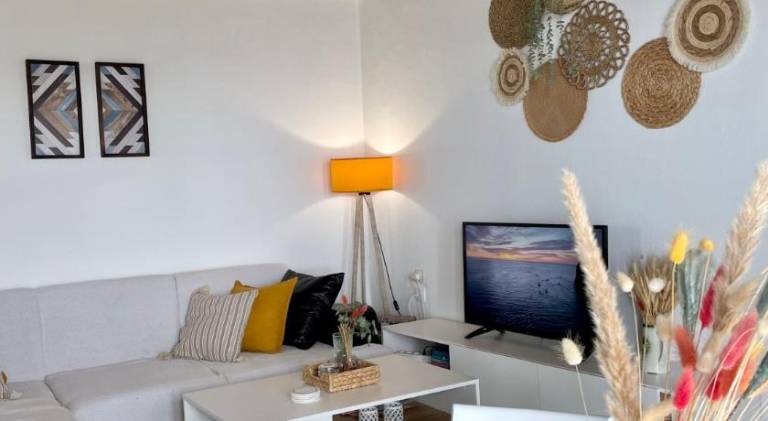 Charming vacation home with terrace | Dogs allowed — photo 2