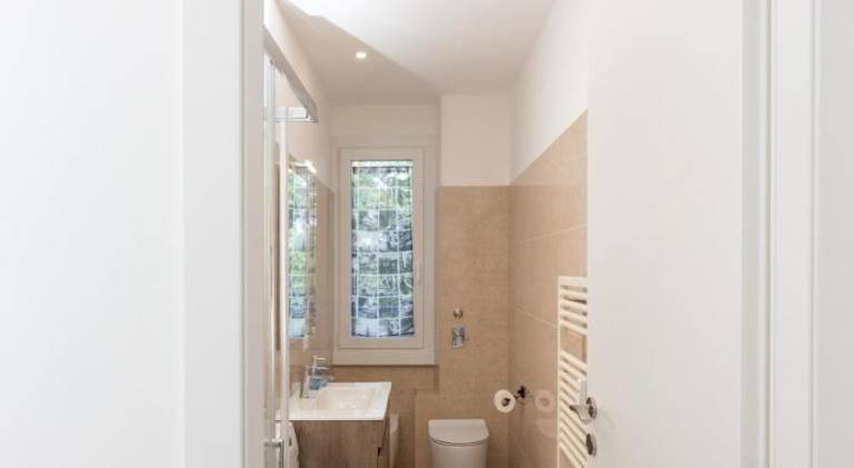 Holiday apartment with 2 rooms for 5 persons — photo 4