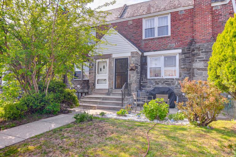 Quaint Lansdowne Getaway Near Downtown Philly
