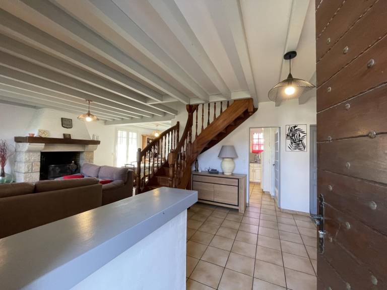 Lovely gite with barbeque, terrace & yard | Dogs allowed — photo 2