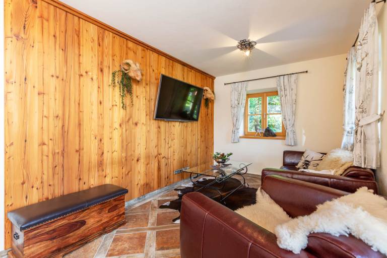 Chalet unter weissblauem Himmel (DE Reit im Winkl) - Heinemann Patricia - 7965 477-2 — photo 3
