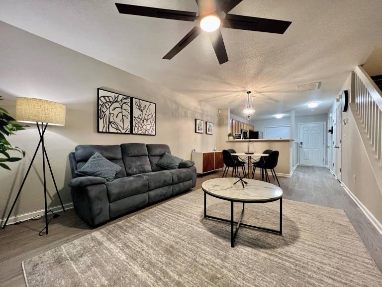 Condo Harwood Lane