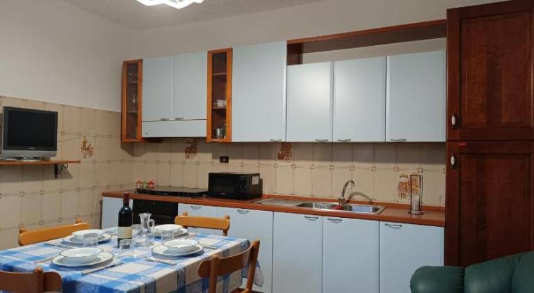 Rental apartment with 3 rooms for 6 persons — photo 3