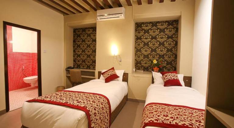 Hotel Heranya — photo 2