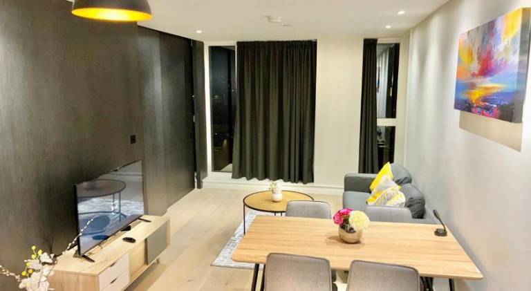 Mcr lux 2 bed at the heart of Manchester deansgate — photo 2