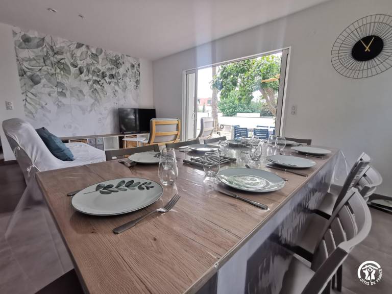Fully equipped wonderful gite with BBQ, patio & yard | Close to the beach | Dogs allowed — photo 4