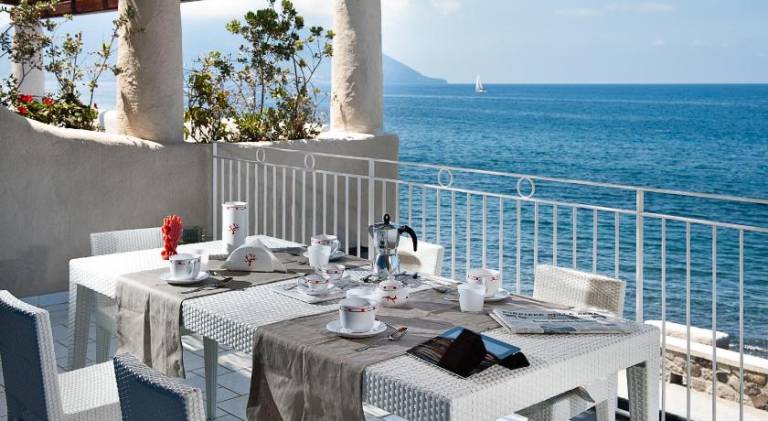 Wonderful serviced apartment with garden & terrace | Beach nearby | Pets allowed — photo 3