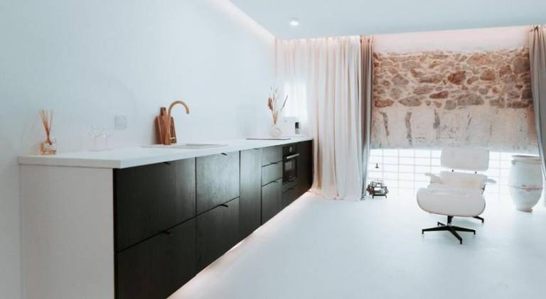 Pleasant apartment with hot tub | Next to Notre-Dame de la Garde | Pets allowed — photo 3