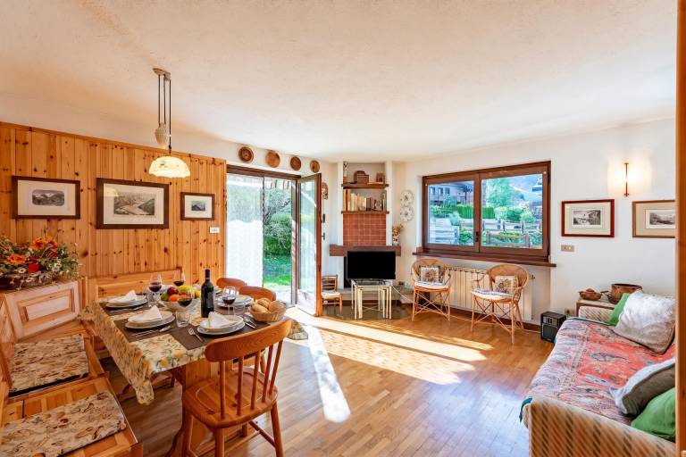 Ferienwohnung in Dolonne, Courmayeur für max. 4 Personen Ferienwohnung in Dolonne, Courmayeur für max. 4 Personen