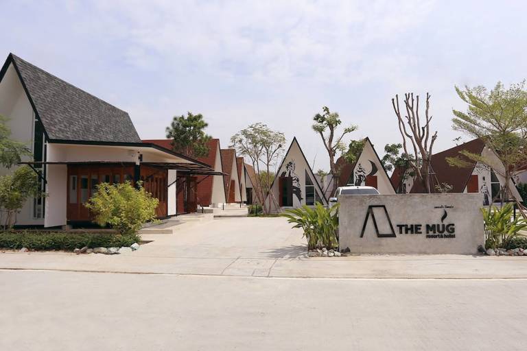 Resort  Ban Suan