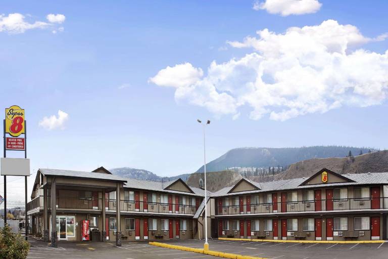 Super 8 By Wyndham Kamloops East in Kamloops, BC