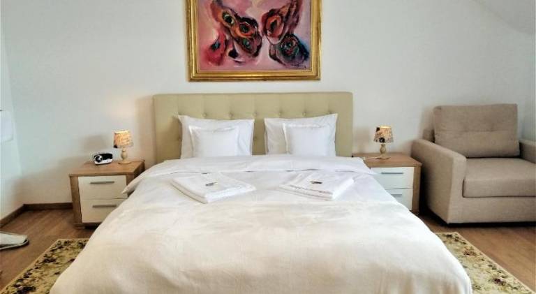 Villa with garden | Pet-friendly — photo 2