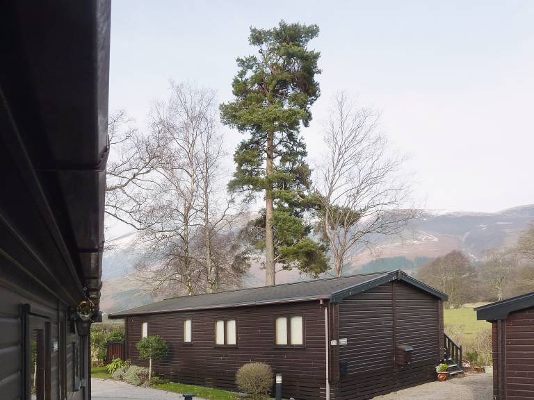 Family-friendly pleasant cottage with garden & patio | Pets allowed — photo 3