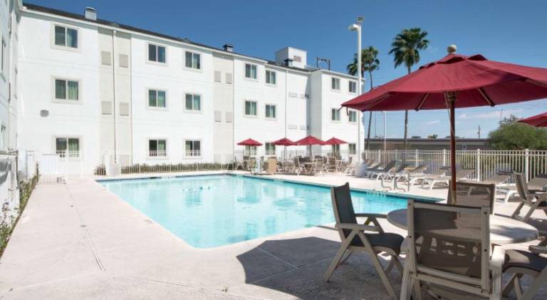 Motel 6 Brownsville, TX — photo 4