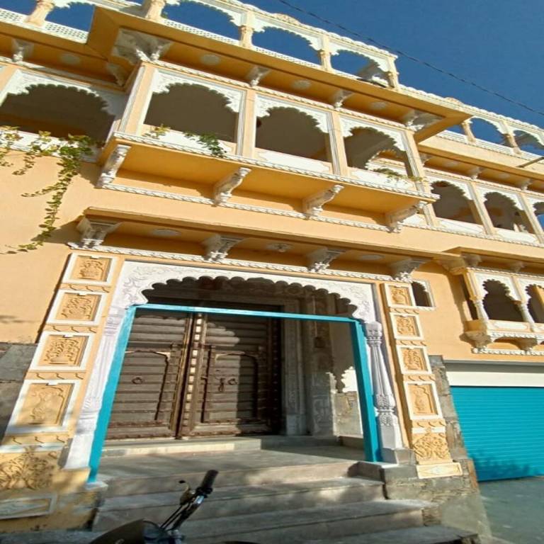 View Lake Village in Udaipur