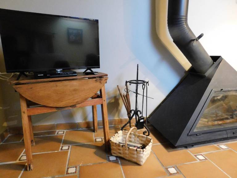 Fully equipped pleasant apartment with yard, terrace & barbeque | Dogs allowed in Ávila