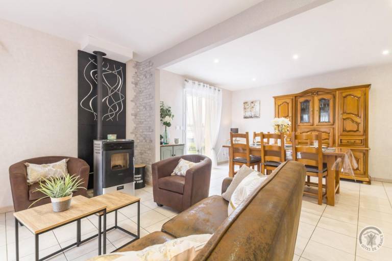 Gite with barbecue, yard & terrace — photo 4
