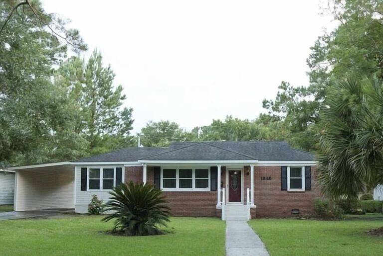 House  Avalon/Oglethorpe Mall Area