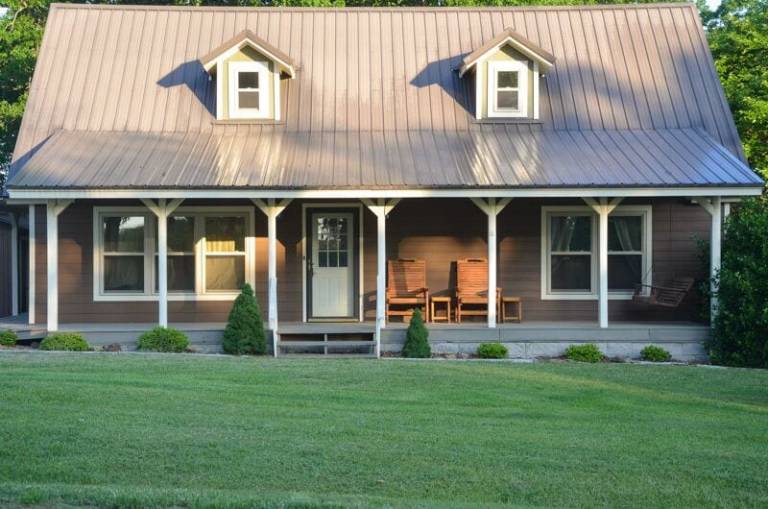 Cabin  Low Gap Township