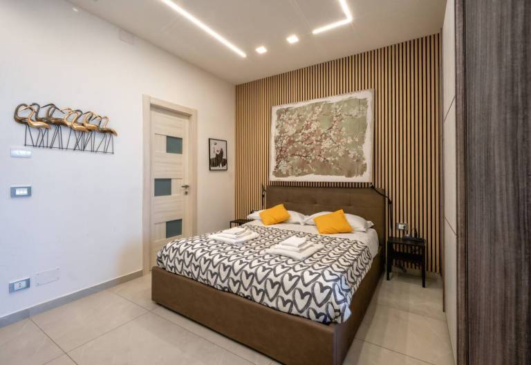 Apartment with terrace — photo 2