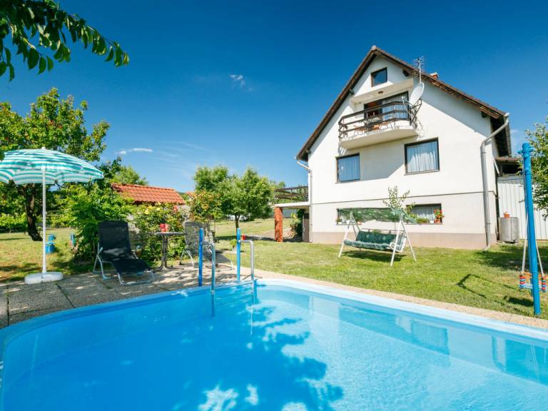 Ferienhaus Balatonalmádi