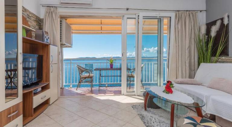 Pleasant holiday apartment with patio | Close to the beach | Perfect for remote work | Dogs allowed — photo 2