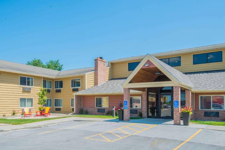 AmericInn by Wyndham Ames in Ames, IA