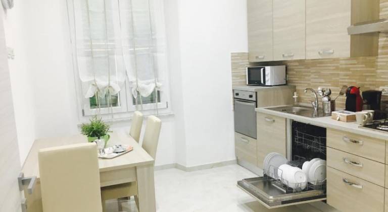 Rental apartment with 2 rooms for 6 persons — photo 3
