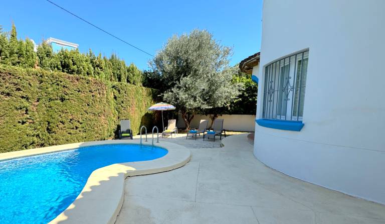 Fully equipped villa with grill, private pool & terrace | Next to the beach | Pets allowed — photo 5