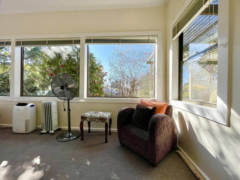 House  Leura