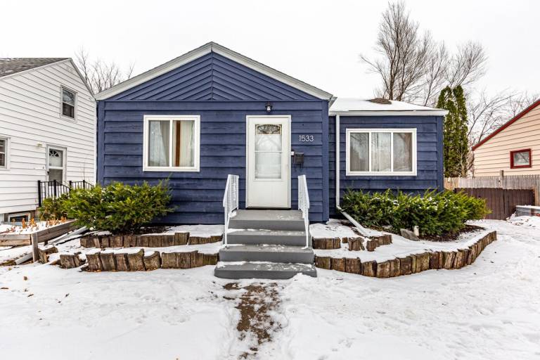 House  Moorhead