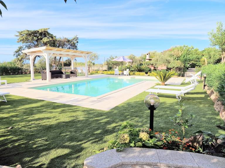     
Villa ∙ 11 Gäste ∙ 5 Schlafzimmer
