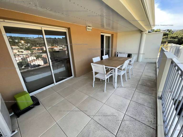Seaside Residence - Large terrace, sea view, air conditioning, WIFI — photo 3