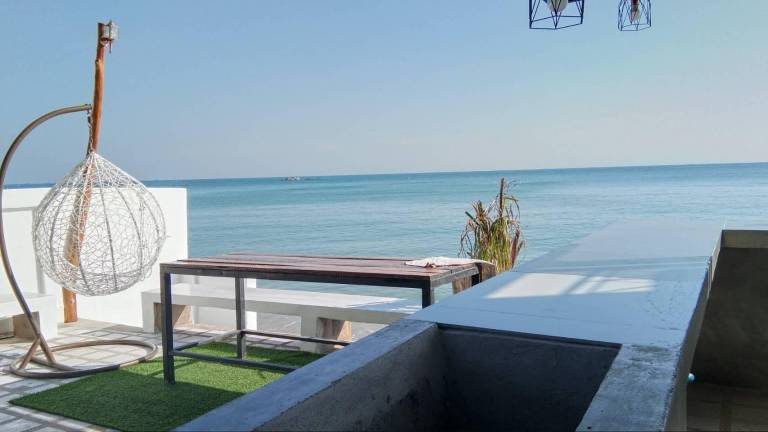 Beach House@Banchang By Xanadu in Rayong