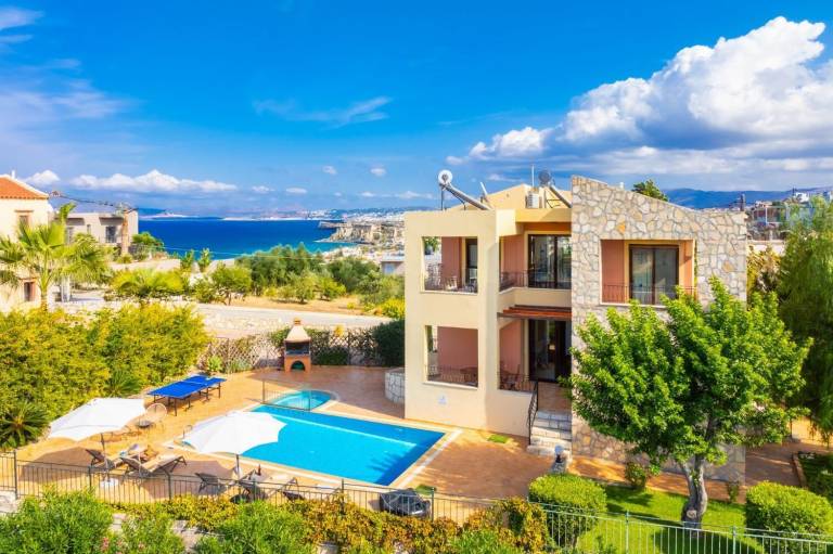Villa Stalos