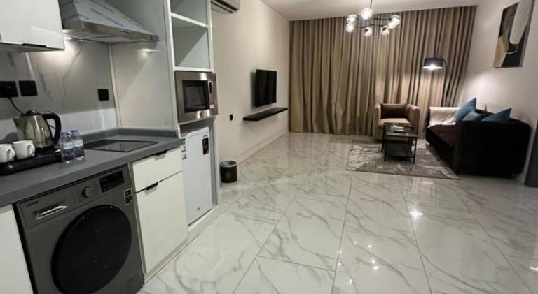 Serviced apartment with 3 rooms for 6 persons — photo 5