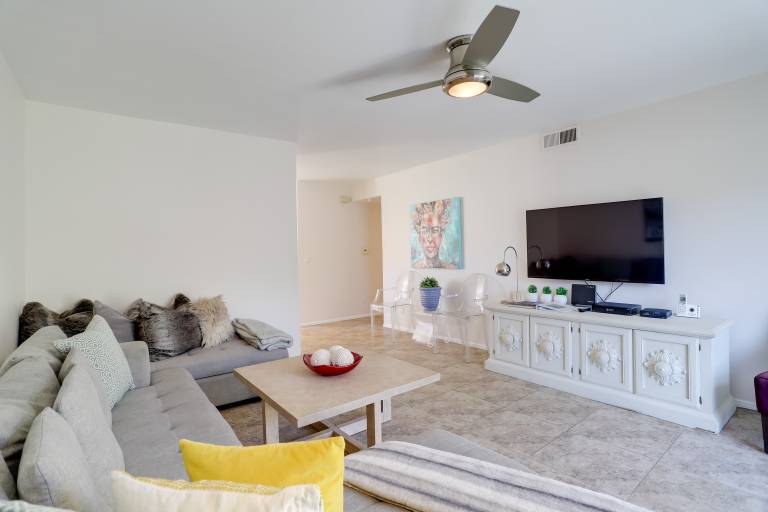 Furnished Patio + Mtn View: Palm Desert Retreat — photo 3