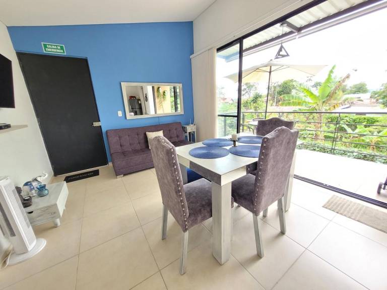 Lovely holiday apartment with barbeque, jacuzzi & pool | Pets allowed — photo 4